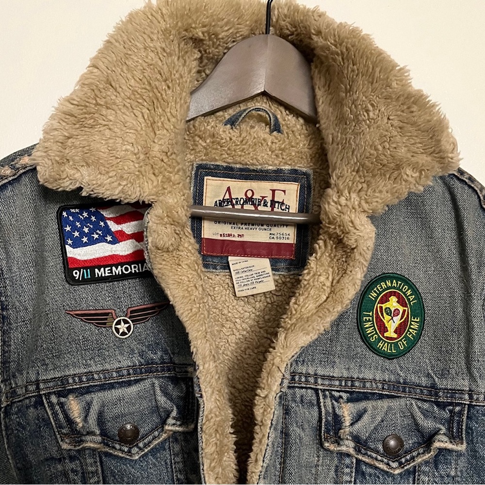 Abercrombie & Fitch Limited Edition Custom Labeled Denim Trucker’s Jacket - Picture 7 of 7